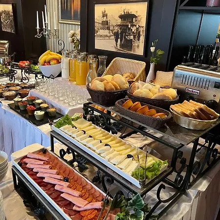 Center Mika 公寓 *